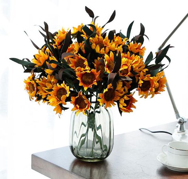 6 heads artificial yellow sunflower pe artificial flowers bouquet wedding bouquet for home decoration office party garden decor
6 heads artificial yellow sunflower pe artificial flowers bouquet wedding bouquet for home decoration office party garden decor