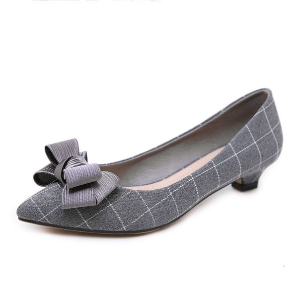 autumn women retro med heels shoes woman fashion bow-knot pointed toe sweet party dress pumps plus size 35-42, Black
autumn women retro med heels shoes woman fashion bow-knot pointed toe sweet party dress pumps plus size 35-42, Black
