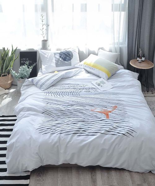2018 new cotton 3pcs/ 4pcs bedding set twin full size duvet cover flat sheet /fitted sheet pillowcase set bedclothes
2018 new cotton 3pcs/ 4pcs bedding set twin full size duvet cover flat sheet /fitted sheet pillowcase set bedclothes