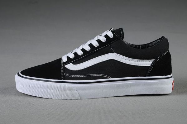 2019 canvas shoes classic white black red brand sneakers for women mens low cut skateboard casual sneakers 36-44
2019 canvas shoes classic white black red brand sneakers for women mens low cut skateboard casual sneakers 36-44