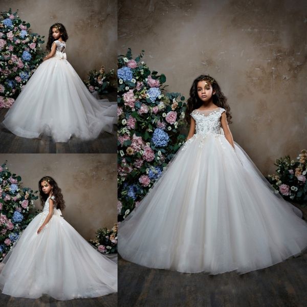 pentelei 2019 sparkly flower girl dresses for weddings bow beaded lace appliqued little kids baby gowns sweep train communion dress, White;blue
pentelei 2019 sparkly flower girl dresses for weddings bow beaded lace appliqued little kids baby gowns sweep train communion dress, White;blue
