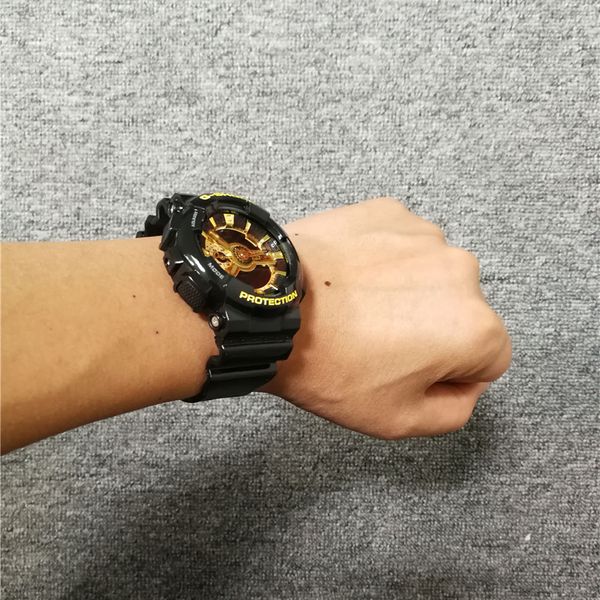 Auto Ligght Dial Outdoor Men Sports Watches LED Digital Wristwatches Waterproof Alarm Chrono Calendar Fashion Casual Watch with Metal Box
Auto Ligght Dial Outdoor Men Sports Watches LED Digital Wristwatches Waterproof Alarm Chrono Calendar Fashion Casual Watch with Metal Box