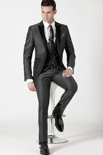 handsome groomsmen peak lapel groom tuxedos black men suits wedding/prom man blazer/bridegroom(jacket+pants+vest+tie)m681, Black;gray
handsome groomsmen peak lapel groom tuxedos black men suits wedding/prom man blazer/bridegroom(jacket+pants+vest+tie)m681, Black;gray