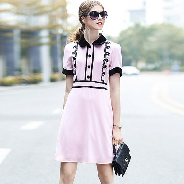 new arrival 2018 women's peter pan collar short sleeves embroidery lace patchwork high street fashion dresses, White;black
new arrival 2018 women's peter pan collar short sleeves embroidery lace patchwork high street fashion dresses, White;black