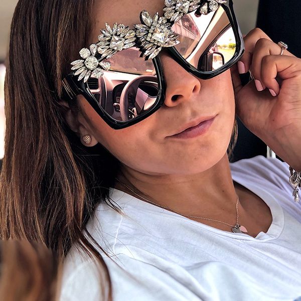 custom made crystal sunglasses women bling rhinestone oversize square sunglasses glasses vintage shades ladies accessories, White;black
custom made crystal sunglasses women bling rhinestone oversize square sunglasses glasses vintage shades ladies accessories, White;black