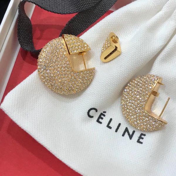 2018 Top quality Brand name drop Earrings with round pendant and all diamond in gold plted jewelery for women wedding earring jewelry gif
2018 Top quality Brand name drop Earrings with round pendant and all diamond in gold plted jewelery for women wedding earring jewelry gif