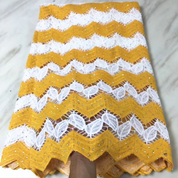 5yards/pc popular gold and white african milk silk lace embroidery french mesh lace fabric for dress bm9-8, Black;white
5yards/pc popular gold and white african milk silk lace embroidery french mesh lace fabric for dress bm9-8, Black;white
