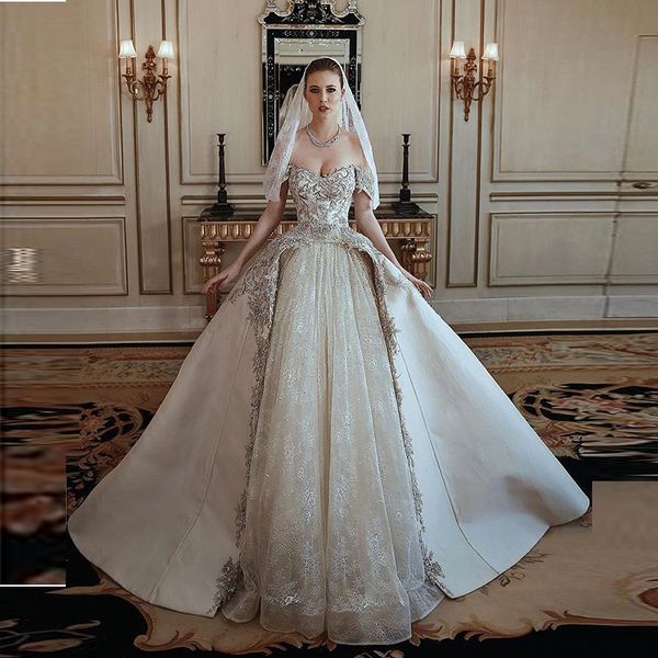 2019 off the shoulder applique lace tulle and satin material ball gown wedding dresses a-line long bridal gown special design, White
2019 off the shoulder applique lace tulle and satin material ball gown wedding dresses a-line long bridal gown special design, White