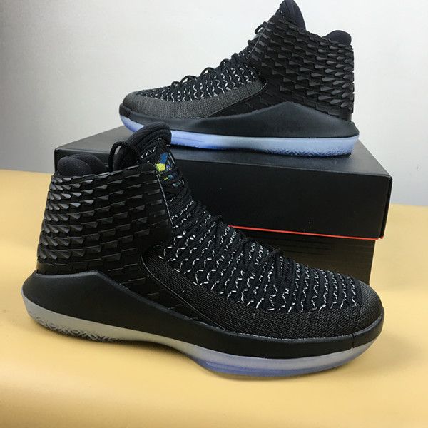 Wholesale 32 Black Cat men basketball shoes 32s XXXII black sports sneakers outdoor trainers high quality fashion with box size 7-13
Wholesale 32 Black Cat men basketball shoes 32s XXXII black sports sneakers outdoor trainers high quality fashion with box size 7-13