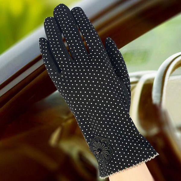 summer uv sunscreen short sun female gloves women fashion flowers knitted lace driving touch screen thin gloves g165, Blue;gray
summer uv sunscreen short sun female gloves women fashion flowers knitted lace driving touch screen thin gloves g165, Blue;gray