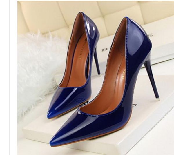 send europe and the united states 10cm pointed end high heel shoes women autumn fine heel shallow mouth single shoes, Black
send europe and the united states 10cm pointed end high heel shoes women autumn fine heel shallow mouth single shoes, Black