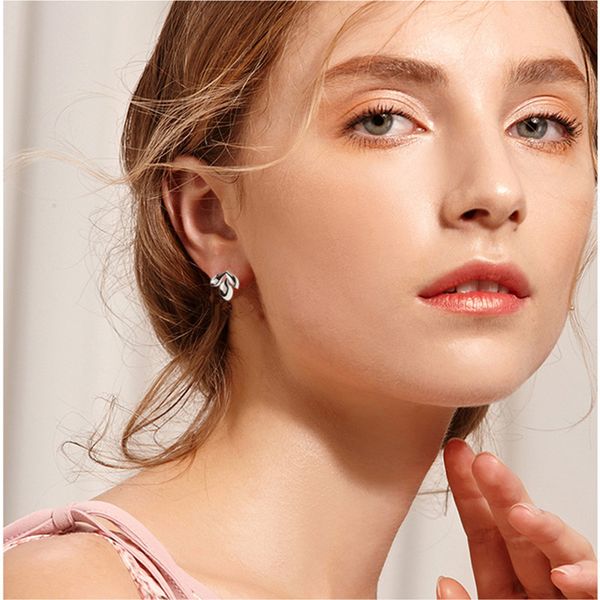 classic 925 sterling silver earrings ladies flowers romantic cute style ladies jewelry brinco jewelry e039, Golden;silver
classic 925 sterling silver earrings ladies flowers romantic cute style ladies jewelry brinco jewelry e039, Golden;silver