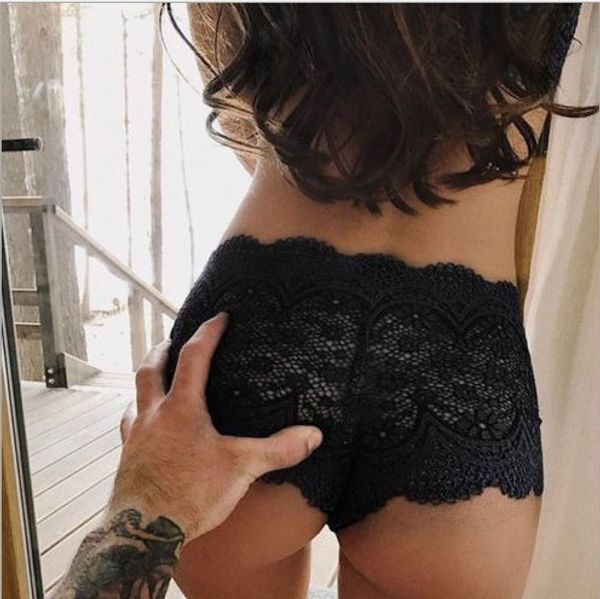 2018 women secret lace panties black white pink big hips underwear g-strings thongs women underwear plus size
2018 women secret lace panties black white pink big hips underwear g-strings thongs women underwear plus size