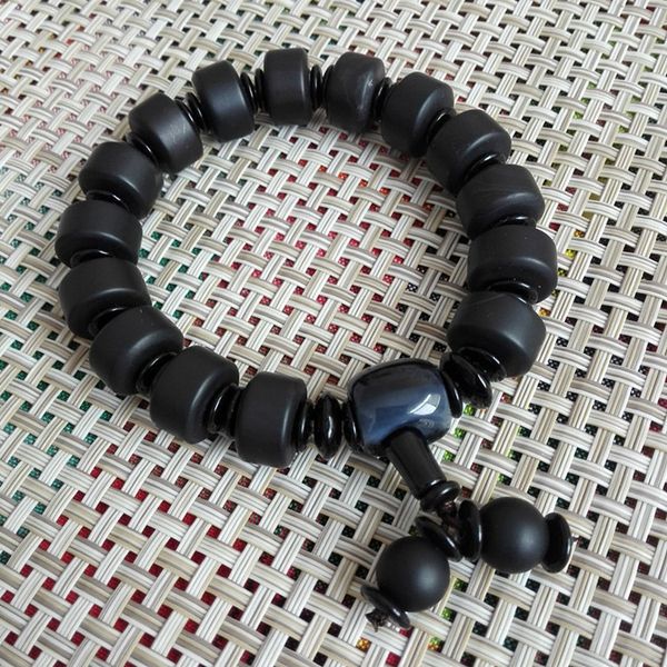 natural genuine jade black agate abacus beads hand string male and female pure black air three pieces of chalcedony bracelet
natural genuine jade black agate abacus beads hand string male and female pure black air three pieces of chalcedony bracelet