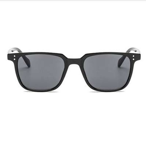 2018 new fashion sunglasses men sunglasses women driving mirrors coating points black frame eyewear male sun glasses, White;black
2018 new fashion sunglasses men sunglasses women driving mirrors coating points black frame eyewear male sun glasses, White;black