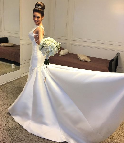 simple elegant backless satin mermaid wedding dresses bateau neck sleeveless long wedding dress vestidos de noiva, White
simple elegant backless satin mermaid wedding dresses bateau neck sleeveless long wedding dress vestidos de noiva, White