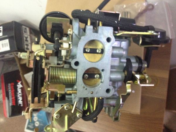 brand new oem carburettor vw golf mk2 for pierburg 2e2 carb volkswagen 026129015 
brand new oem carburettor vw golf mk2 for pierburg 2e2 carb volkswagen 026129015