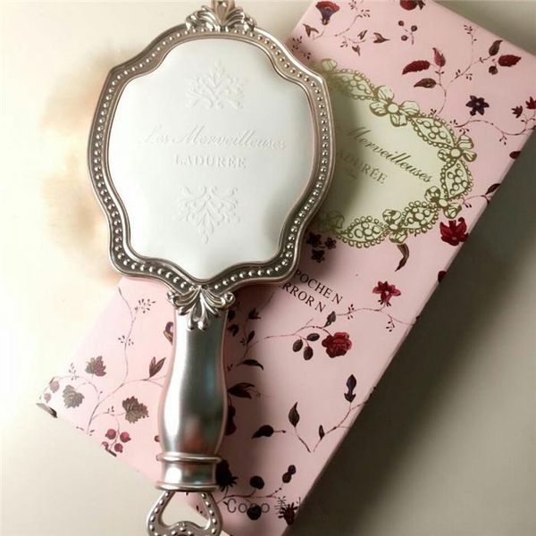 новое прибытие !!! laduree компактные зеркала ручное зеркало n косметика зеркало для макияжа компактный старинный пластиковый держатель сост
новое прибытие !!! laduree компактные зеркала ручное зеркало n косметика зеркало для макияжа компактный старинный пластиковый держатель сост