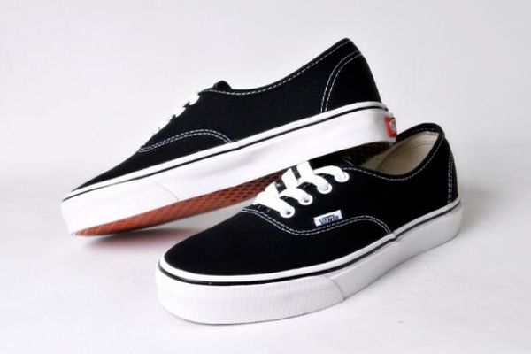 Sapatos ocasionais weilaishijie 
Sapatos ocasionais weilaishijie