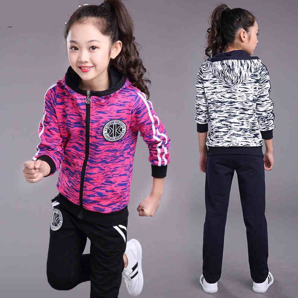 girls clothing set spring autumn new children's camouflage long-sleeved sports suit hooded jacket + pants 4-14 years old, White
girls clothing set spring autumn new children's camouflage long-sleeved sports suit hooded jacket + pants 4-14 years old, White