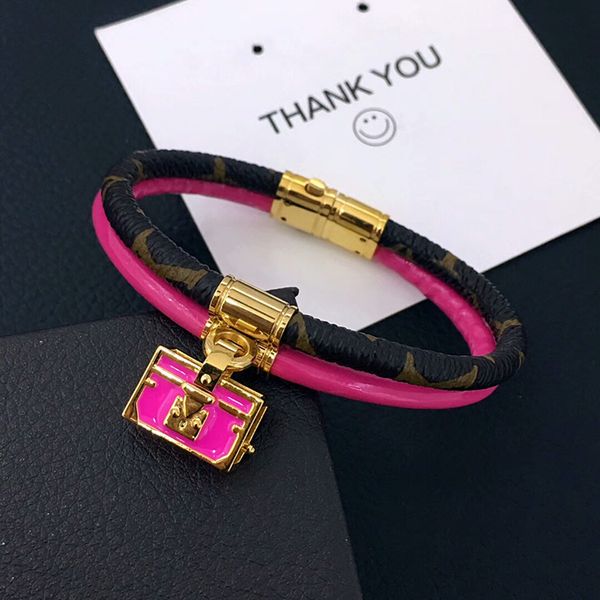 Double ring leather bracelet hanging drop oil lock titanium steel bracelet Internal and foreign fashion titanium steel jewelry accessories
Double ring leather bracelet hanging drop oil lock titanium steel bracelet Internal and foreign fashion titanium steel jewelry accessories