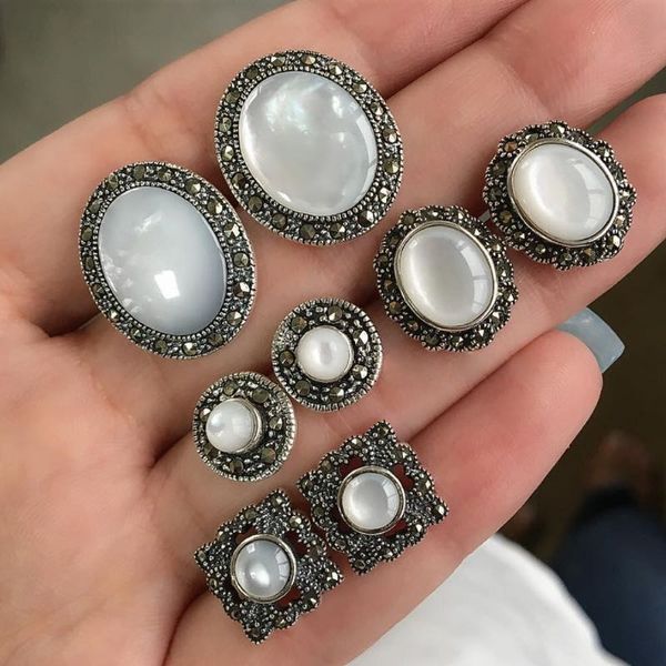 new vintage minimalist studding big pebble and zircon fashion stud earrings set with 4 pairs earrings wholesale, Golden;silver
new vintage minimalist studding big pebble and zircon fashion stud earrings set with 4 pairs earrings wholesale, Golden;silver