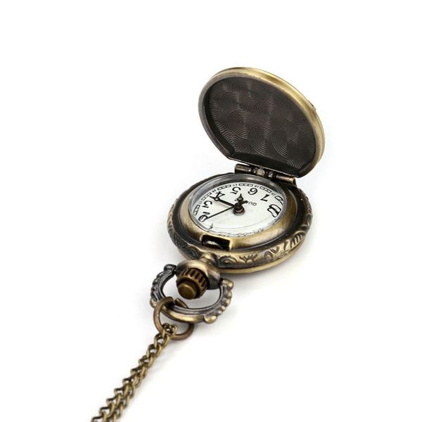 2017 new creative pattern vintage steampunk retro bronze design pocket watch quartz pendant necklace gift l1093, Slivery;golden
2017 new creative pattern vintage steampunk retro bronze design pocket watch quartz pendant necklace gift l1093, Slivery;golden