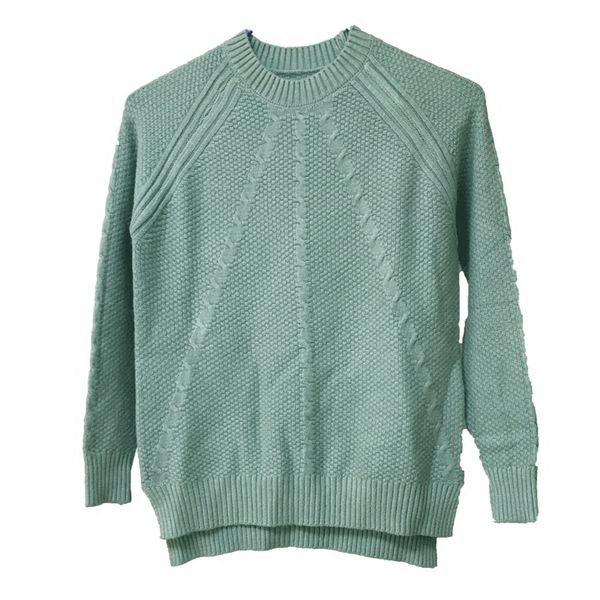 b1746 2018 autumn and winter new semi-high collar women's with plain color baggy bottom knitted sweater wholesale, White;black
b1746 2018 autumn and winter new semi-high collar women's with plain color baggy bottom knitted sweater wholesale, White;black