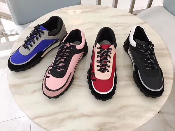 Four colors Silk cow leather sheep skin real leather Design Mens Women Running sports casual sneaker shoes match color 586
Four colors Silk cow leather sheep skin real leather Design Mens Women Running sports casual sneaker shoes match color 586