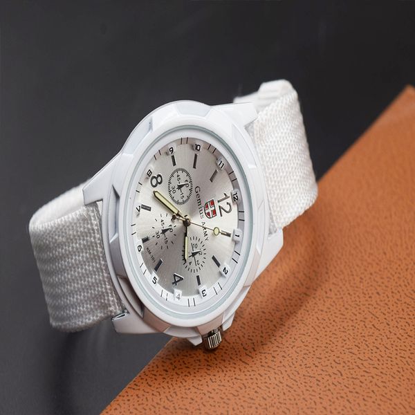 xiajia durable simple quartz multi color geneva big bettery men's watch waterproof watches clock kol saati relogio masculino, Slivery;brown
xiajia durable simple quartz multi color geneva big bettery men's watch waterproof watches clock kol saati relogio masculino, Slivery;brown