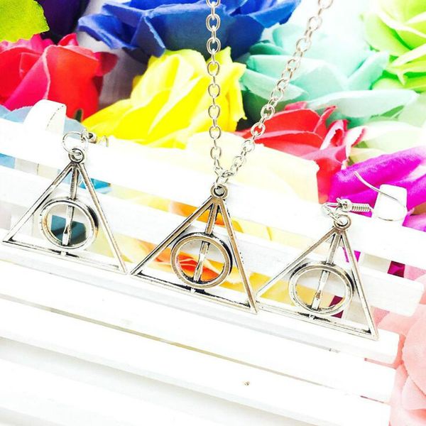 горячей продажа серебро антиквариата сплав deathly hallows подвеска ожерелье серьга комплект ювелирных креативные женщины ювелирные изделия, Silver
горячей продажа серебро антиквариата сплав deathly hallows подвеска ожерелье серьга комплект ювелирных креативные женщины ювелирные изделия, Silver