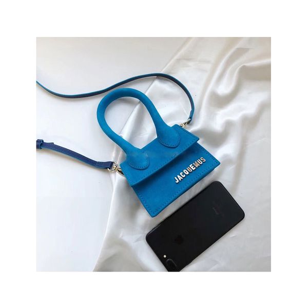 Jacquemu luxury catwalk mini bag fa hion fanny cro body wai t flap bag backpack high end me enger mall houlder bag hfttbb006
Jacquemu luxury catwalk mini bag fa hion fanny cro body wai t flap bag backpack high end me enger mall houlder bag hfttbb006