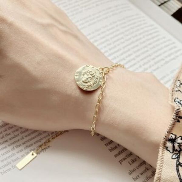 luxury jewelry s925 sterling silver bracelets irregular portrait relief bracelets wholesale fashion of shipping, Golden;silver
luxury jewelry s925 sterling silver bracelets irregular portrait relief bracelets wholesale fashion of shipping, Golden;silver