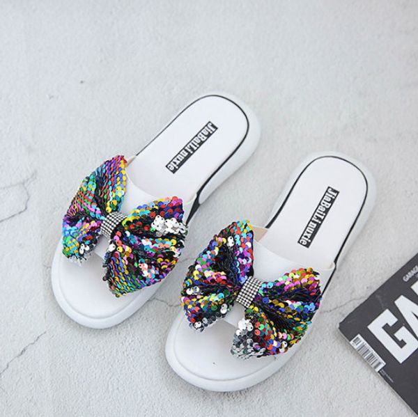 slipper female xia 2018 new style women's word drag 2018 100 take flat flat bright piece bowknot korean version of cool mop, Black
slipper female xia 2018 new style women's word drag 2018 100 take flat flat bright piece bowknot korean version of cool mop, Black
