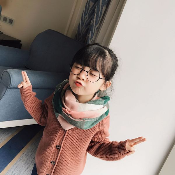2017 winter scarf fringed tong baobao warm shawl and children all-match plaid scarf, Red;brown
2017 winter scarf fringed tong baobao warm shawl and children all-match plaid scarf, Red;brown