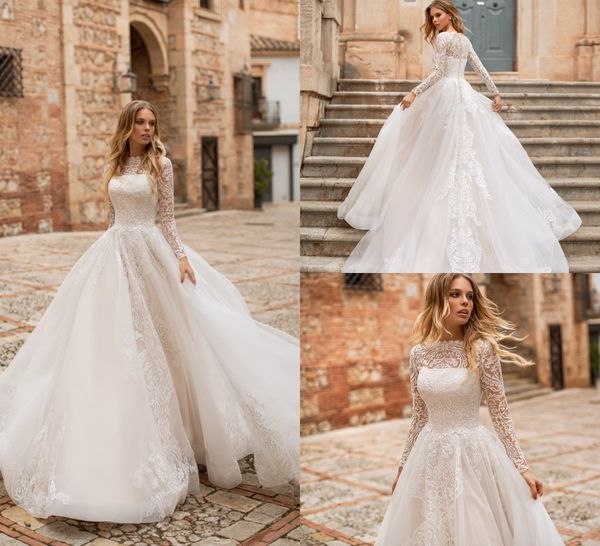 naviblue dolly a line long sleeve wedding dresses bateau neck lace appliqued sweep train plus size vestido de novia beach bridal gowns, White
naviblue dolly a line long sleeve wedding dresses bateau neck lace appliqued sweep train plus size vestido de novia beach bridal gowns, White