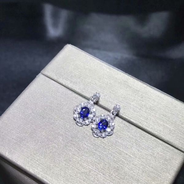 fidelity natural 3*4mm sapphire stud earrings s925 sterling silver hollow lace fine jewelry women party natural blue gemstone, Golden;silver
fidelity natural 3*4mm sapphire stud earrings s925 sterling silver hollow lace fine jewelry women party natural blue gemstone, Golden;silver