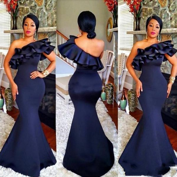 2018 Unique Navy Blue Prom Dresses One Shoulder Ruffles Satin Mermaid Long Bridesmaid Gowns For African Evening Party Dresses
2018 Unique Navy Blue Prom Dresses One Shoulder Ruffles Satin Mermaid Long Bridesmaid Gowns For African Evening Party Dresses