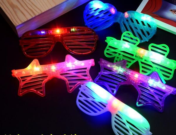 glow sunglass chlidren adults christmas halloween shutter shades led light up flashing blink glasses sunglasses party atmosphere props gift
glow sunglass chlidren adults christmas halloween shutter shades led light up flashing blink glasses sunglasses party atmosphere props gift