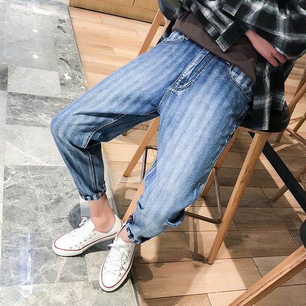 2018 spring new men's fashion casual stripe pattern slim bound feet ankle-length pants blue color jeans trousers male 28-42
2018 spring new men's fashion casual stripe pattern slim bound feet ankle-length pants blue color jeans trousers male 28-42