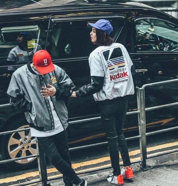 2016 осень корейская версия тонкая куртка harajuku street свободные bf ветер куртка, Black;brown
2016 осень корейская версия тонкая куртка harajuku street свободные bf ветер куртка, Black;brown