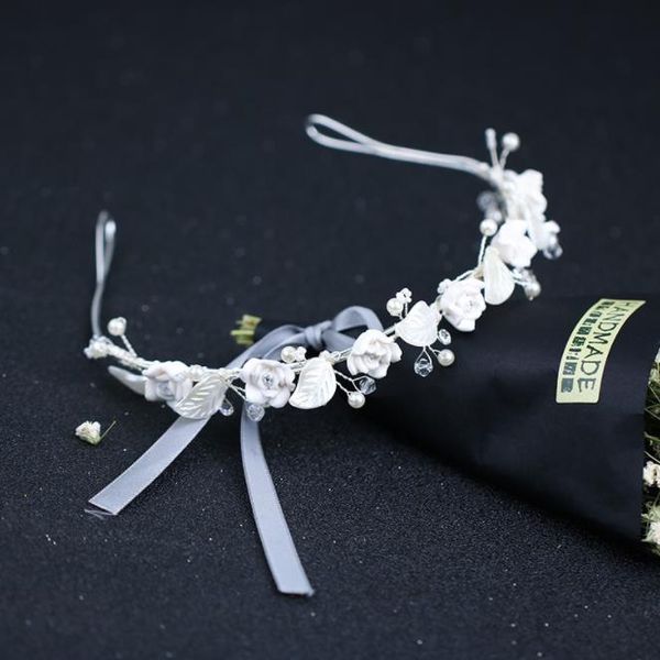 europe and the united states foreign trade brides head flower white gauze silk flower bridle headgear 2018 new dress accessories2018 new whi, Slivery;golden
europe and the united states foreign trade brides head flower white gauze silk flower bridle headgear 2018 new dress accessories2018 new whi, Slivery;golden