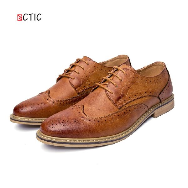 2017 new arrival vintage retro leather men dress shoes business formal brogue pointed toe carved oxfords wedding shoes, Black
2017 new arrival vintage retro leather men dress shoes business formal brogue pointed toe carved oxfords wedding shoes, Black