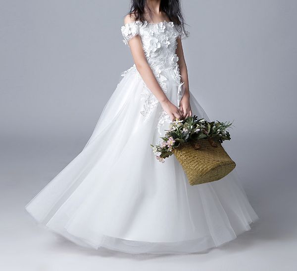 ivory ball gown flower girls dresses lace-up back soft tulle with appliquye flower girl dresses cheap, White;blue
ivory ball gown flower girls dresses lace-up back soft tulle with appliquye flower girl dresses cheap, White;blue
