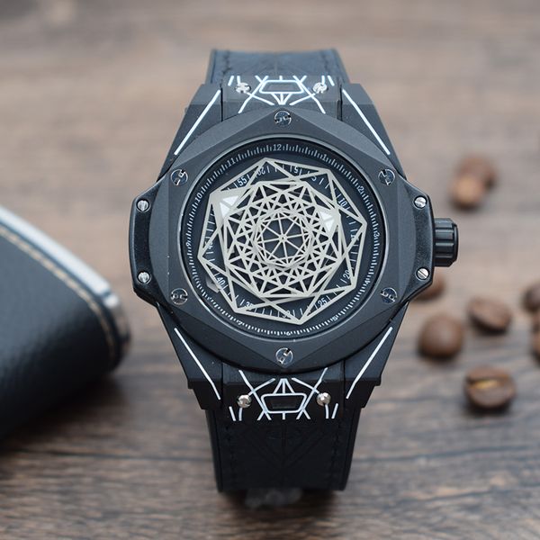 H B Men's Watch Quartz Stainless steel shell rubber strap Four-dimensional dial Spider pattern Black wrist watch
H B Men's Watch Quartz Stainless steel shell rubber strap Four-dimensional dial Spider pattern Black wrist watch