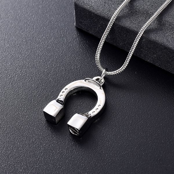 silver tone magnet shape stainless steel cremation necklace loss of love funeral urn locket for ashes
silver tone magnet shape stainless steel cremation necklace loss of love funeral urn locket for ashes