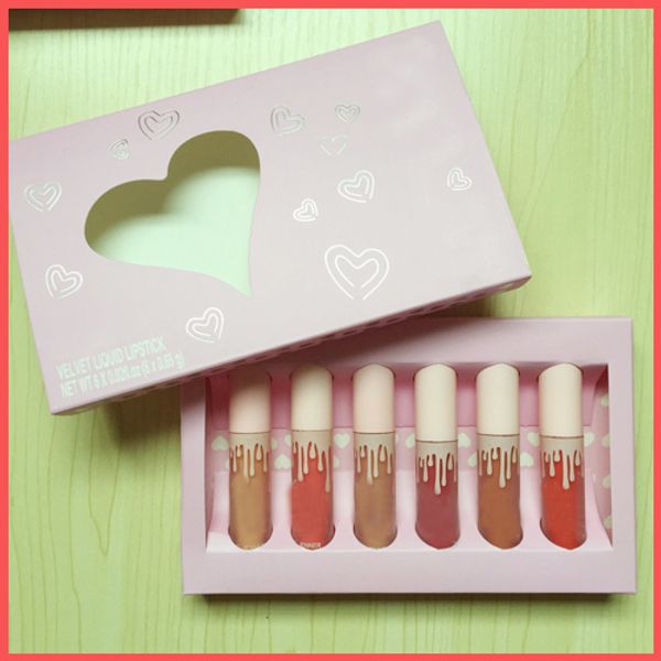 Brilho de Lábios winnie_store 
Brilho de Lábios winnie_store