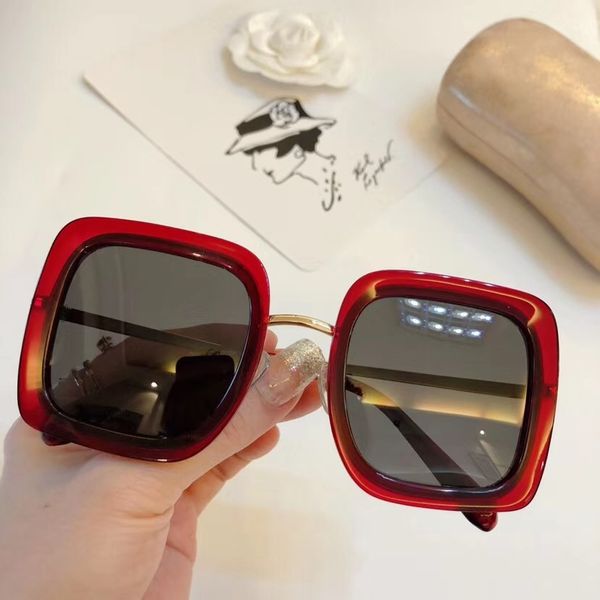 new 4240 quality mens sunglasses men fashion gafas women sunglasses sun style protects de glasses soleil sol eyes lunettes de with uttk, White;black
new 4240 quality mens sunglasses men fashion gafas women sunglasses sun style protects de glasses soleil sol eyes lunettes de with uttk, White;black