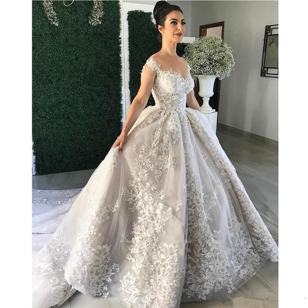 3d floral appliques wedding dresses sheer neck cap sleeve wedding gowns with long train ruffles vestido de novia, White
3d floral appliques wedding dresses sheer neck cap sleeve wedding gowns with long train ruffles vestido de novia, White