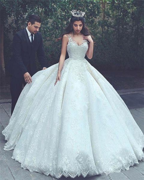 arabic dubai ball gown wedding dresses v neck beaded lace applique backless backless court train bridal gowns, White
arabic dubai ball gown wedding dresses v neck beaded lace applique backless backless court train bridal gowns, White
